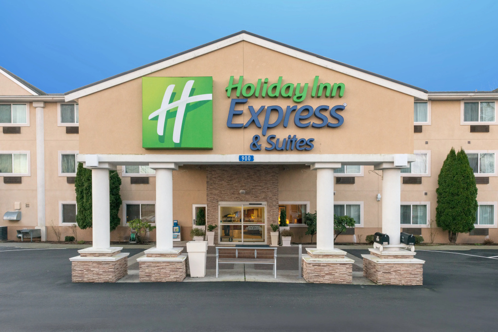 photo 1 of Holiday Inn Express & Suites Burlington by IHG