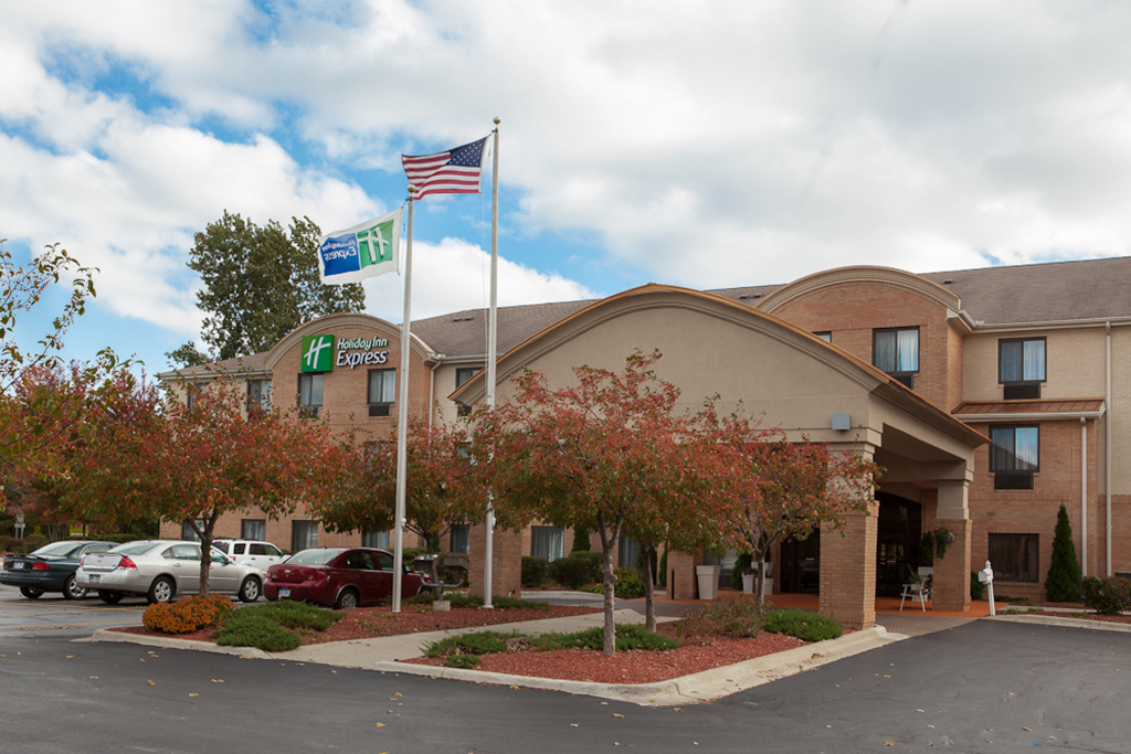 photo 1 of Holiday Inn Express Hotel & Suites Canton by IHG