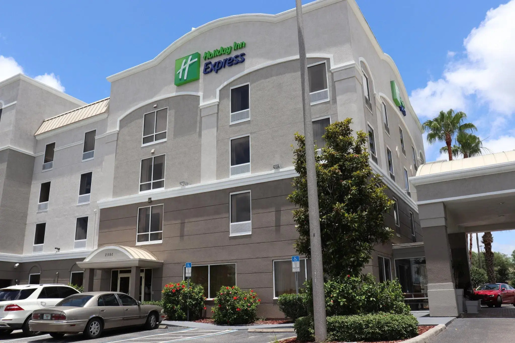photo 1 of Holiday Inn Express Hotel & Suites Clearwater/Us 19 N by IHG