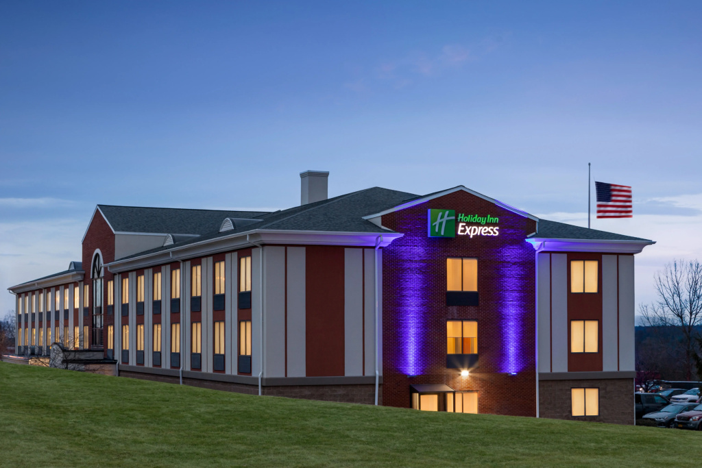 photo 1 of Holiday Inn Express & Suites East Greenbush (Albany-Skyline) by IHG