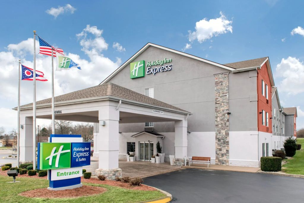 photo 1 of Holiday Inn Express Hotel & Suites Harrison by IHG