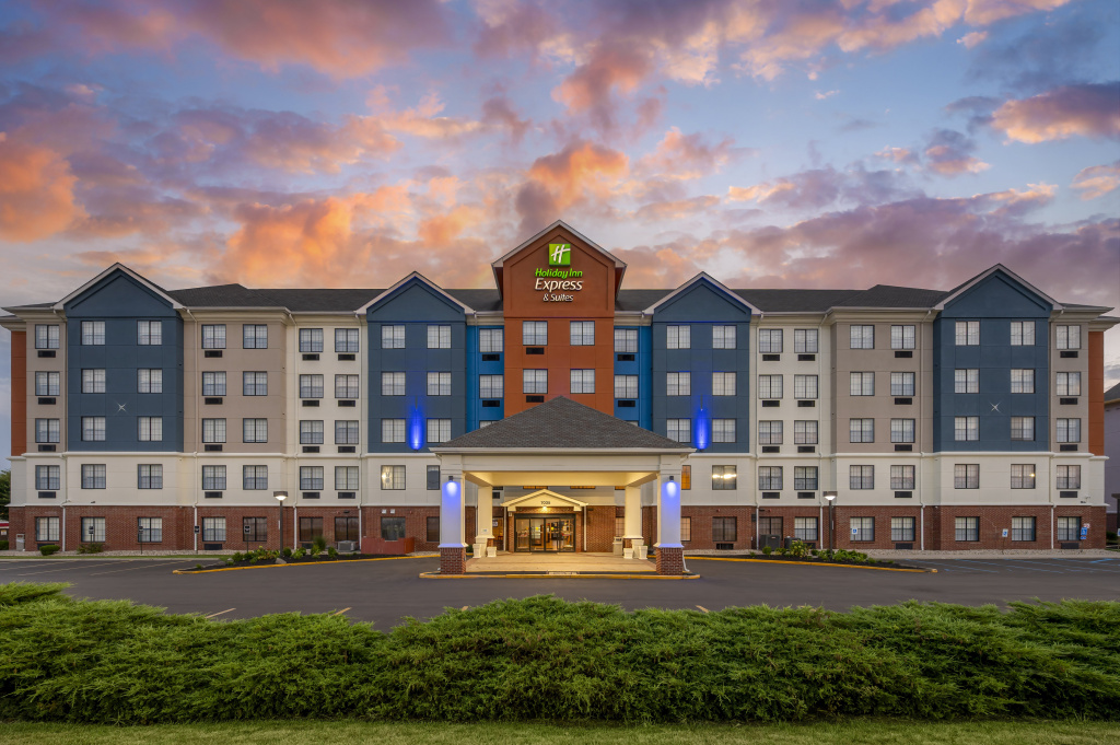 photo 1 of HOLIDAY INN EXPRESS & SUITES INDIANAPOLIS - EAST by IHG
