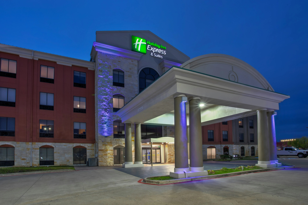 photo 1 of Holiday Inn Express & Suites Houston West - Katy by IHG