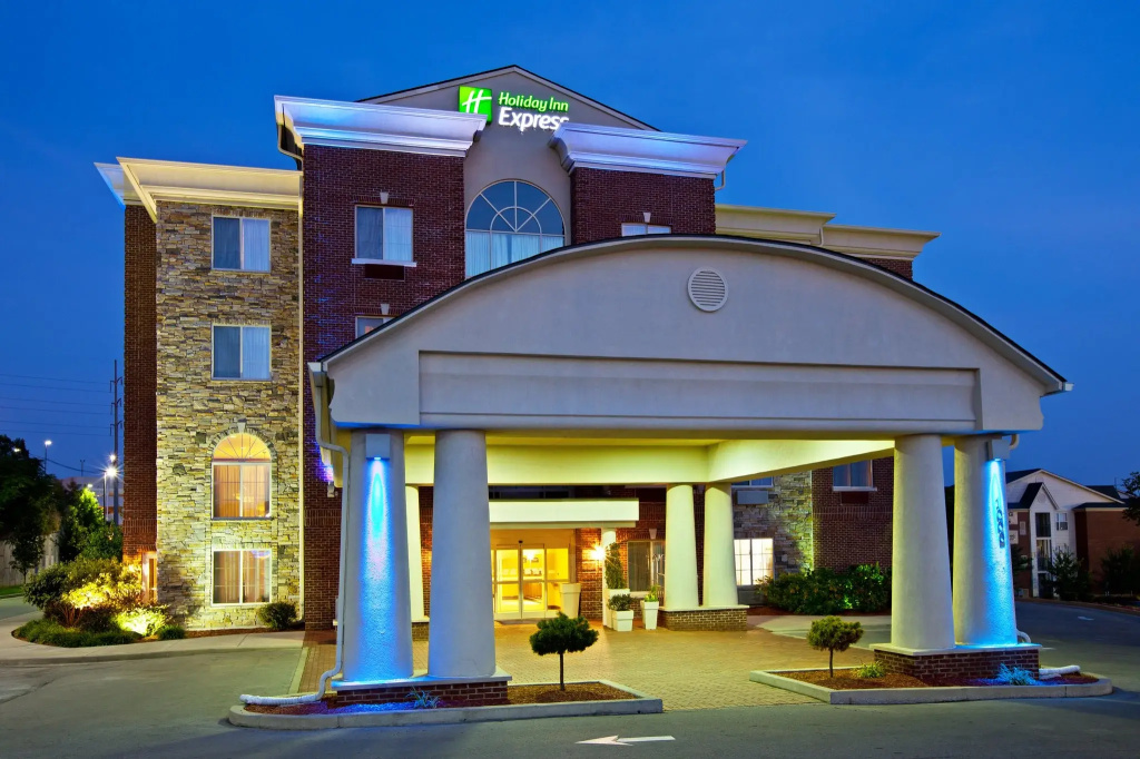 photo 1 of Holiday Inn Express Hotel & Suites Lexington-Downtown by IHG