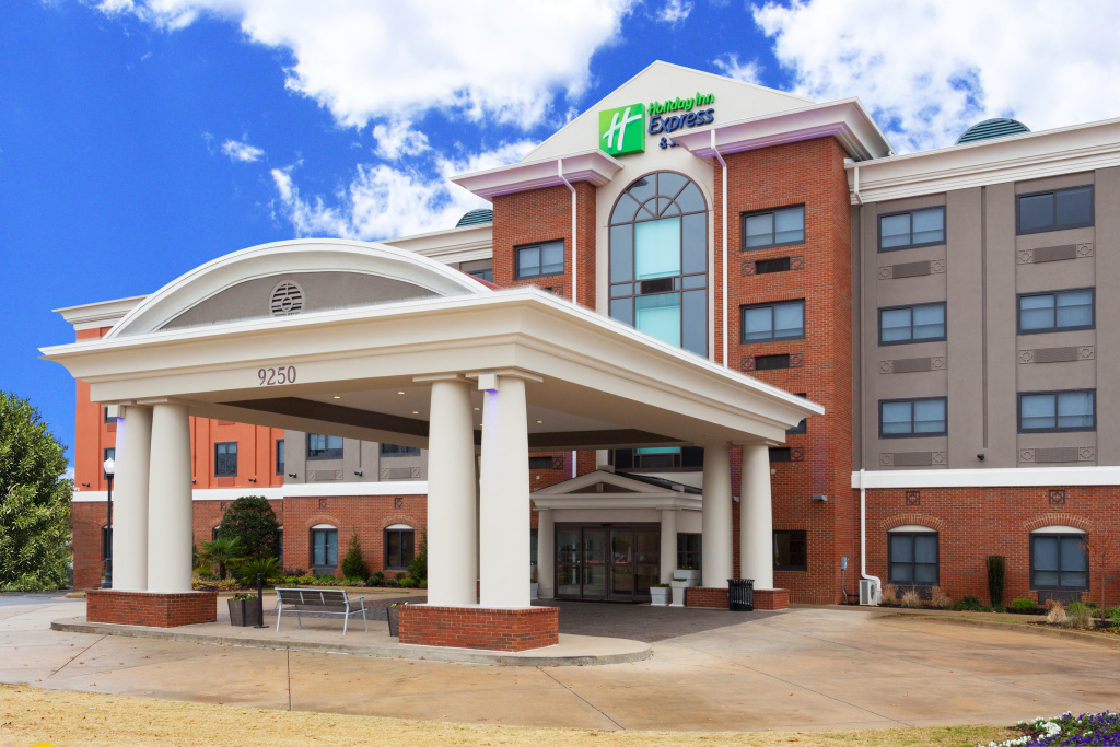 photo 1 of Holiday Inn Express Hotel & Suites Montgomery E - Eastchase by IHG