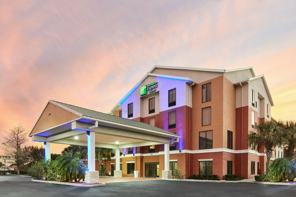 photo 1 of Holiday Inn Express Hotel & Suites Port Richey by IHG