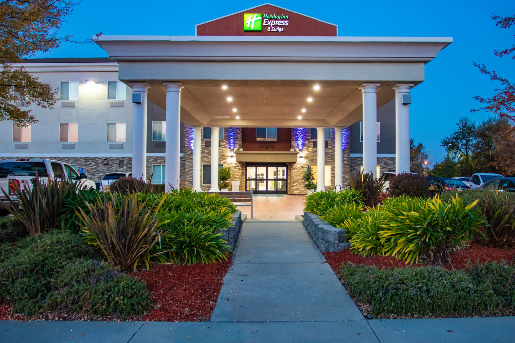 photo 1 of Holiday Inn Express Hotel & Suites Roseville-Galleria Area by IHG