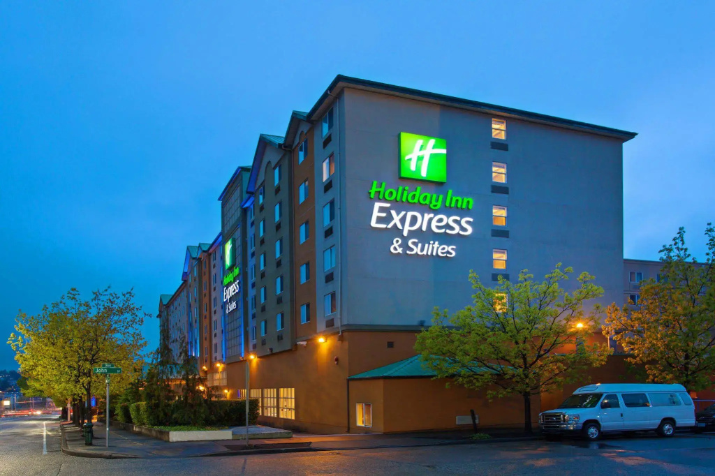 photo 1 of Fairfield Inn & Suites by Marriott Seattle Downtown/Seattle Center