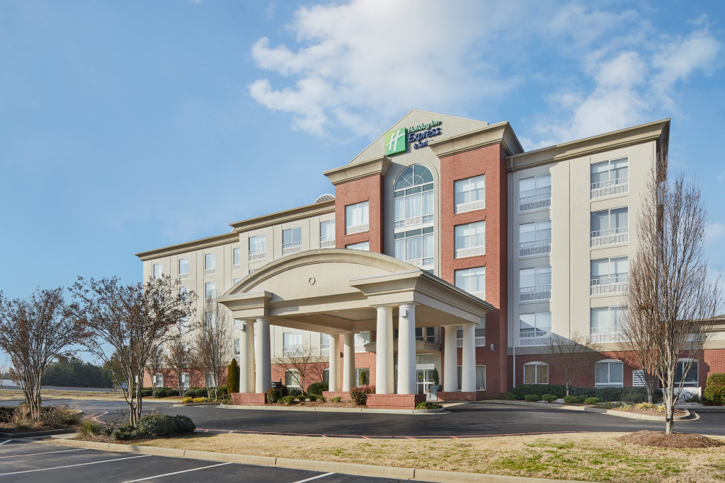 photo 1 of Holiday Inn Express Hotel & Suites Spartanburg-North by IHG