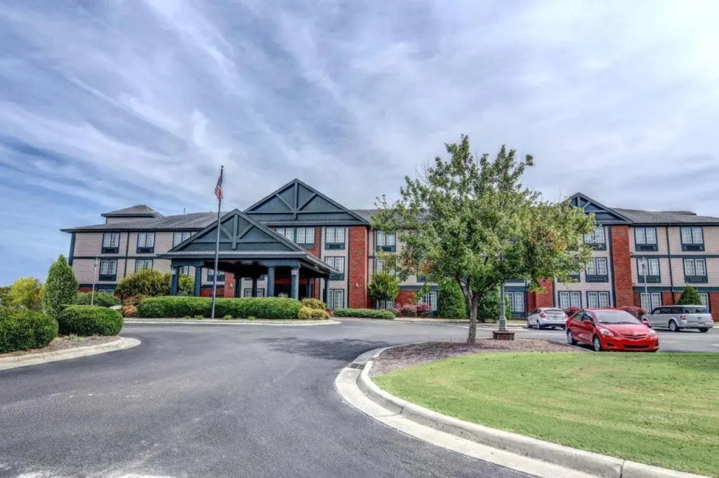 photo 1 of Holiday Inn Express Hotel & Suites Wallace-Hwy 41