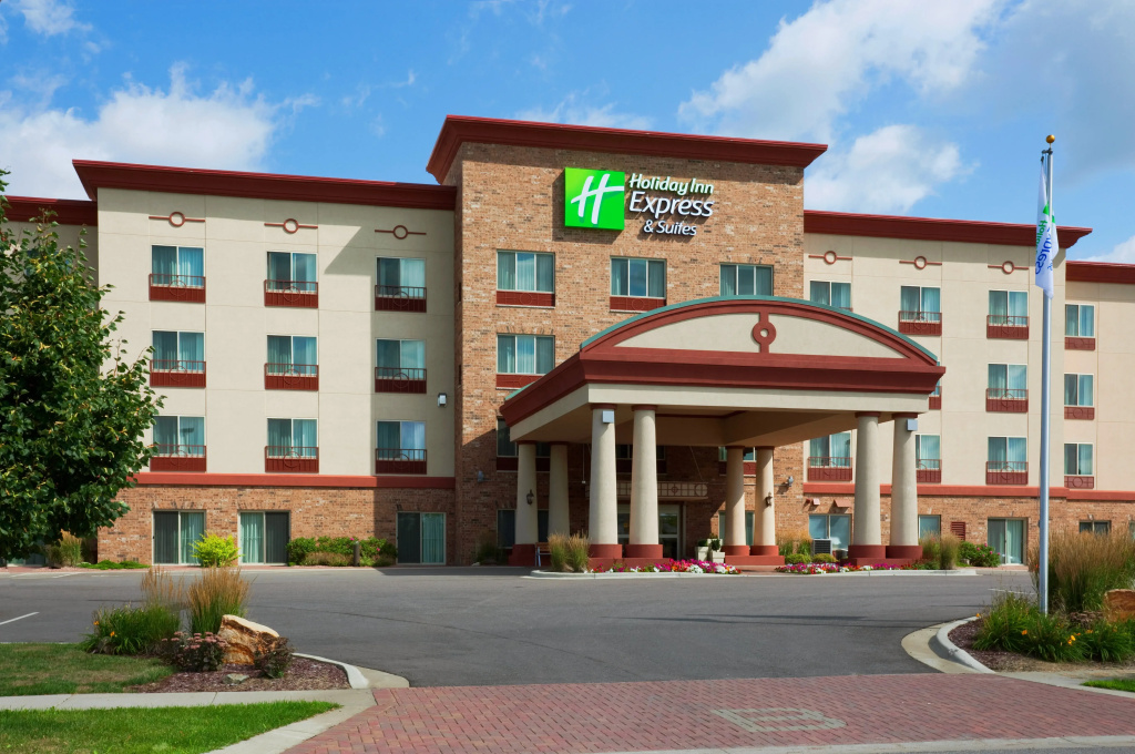 photo 1 of Holiday Inn Express Hotel & Suites Wausau by IHG