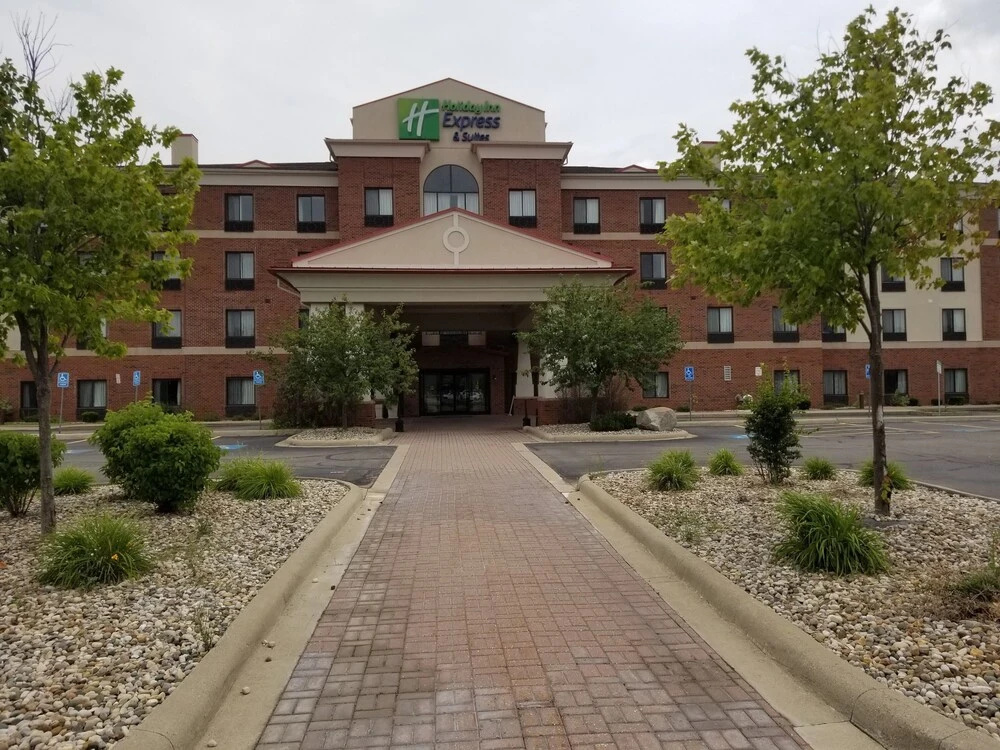 photo 1 of Holiday Inn Express Detroit North - Troy