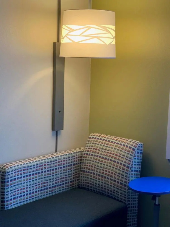 photo 1 of Holiday Inn Express Hotel & Suites Charlotte Airport-Belmont