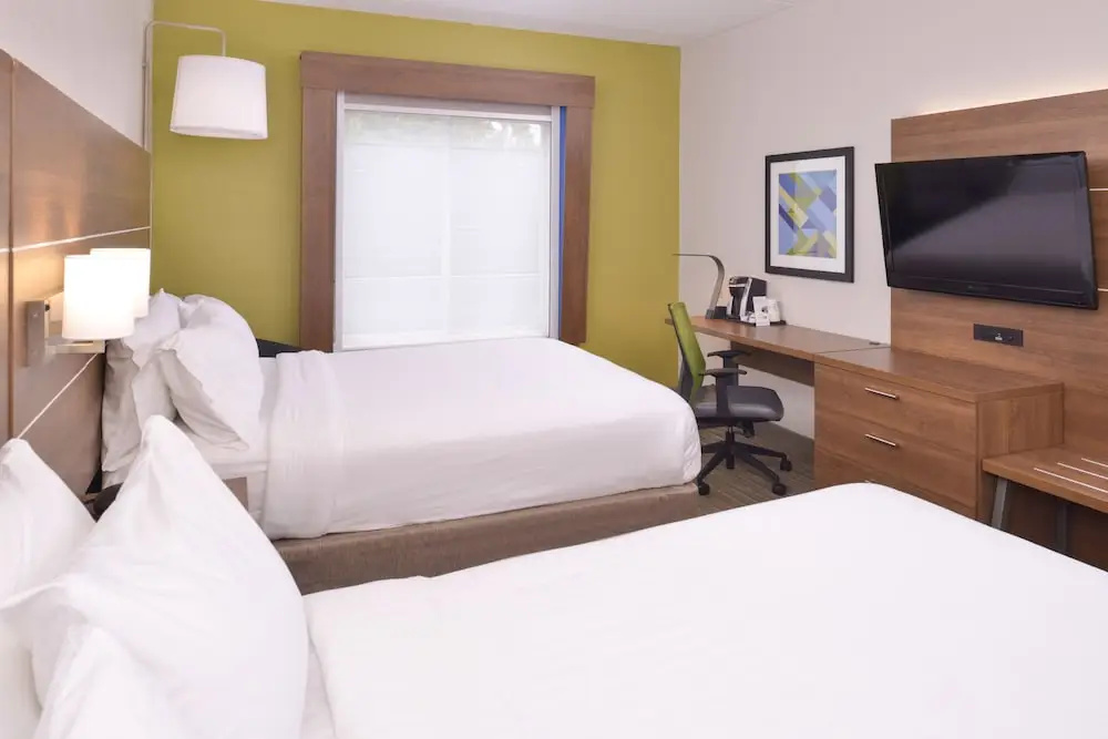 photo 1 of Holiday Inn Express & Suites Chattanooga East Ridge