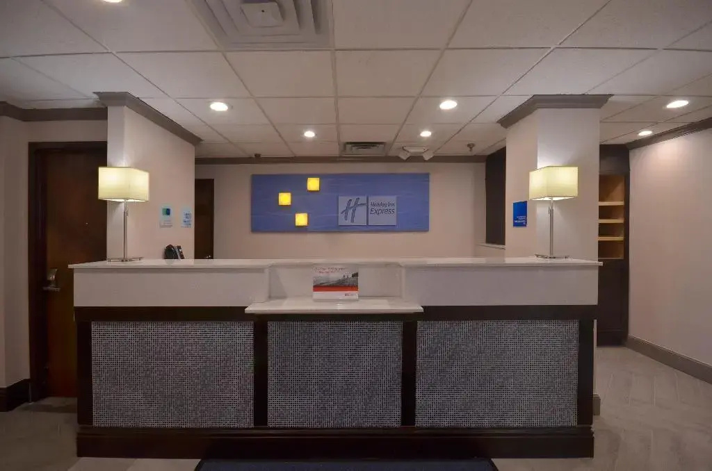 photo 1 of Holiday Inn Express Hotel & Suites Fayetteville - Univ of AR Area