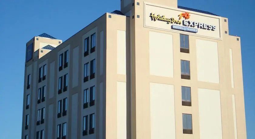 photo 1 of Holiday Inn Express Hotel & Suites Omaha-Southwest