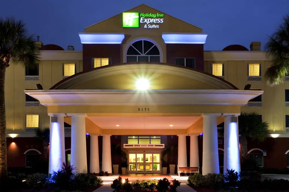 photo 1 of Holiday Inn Express Hotel & Suites St. Petersburg North (I-275)