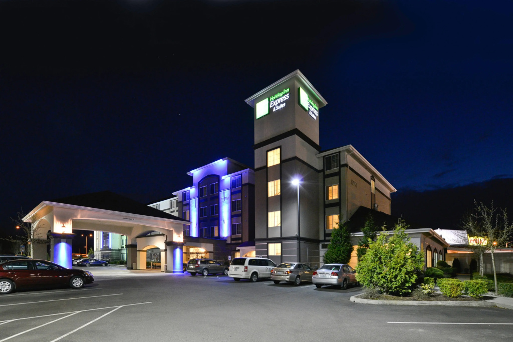 photo 1 of Holiday Inn Express & Suites Tacoma South - Lakewood by IHG