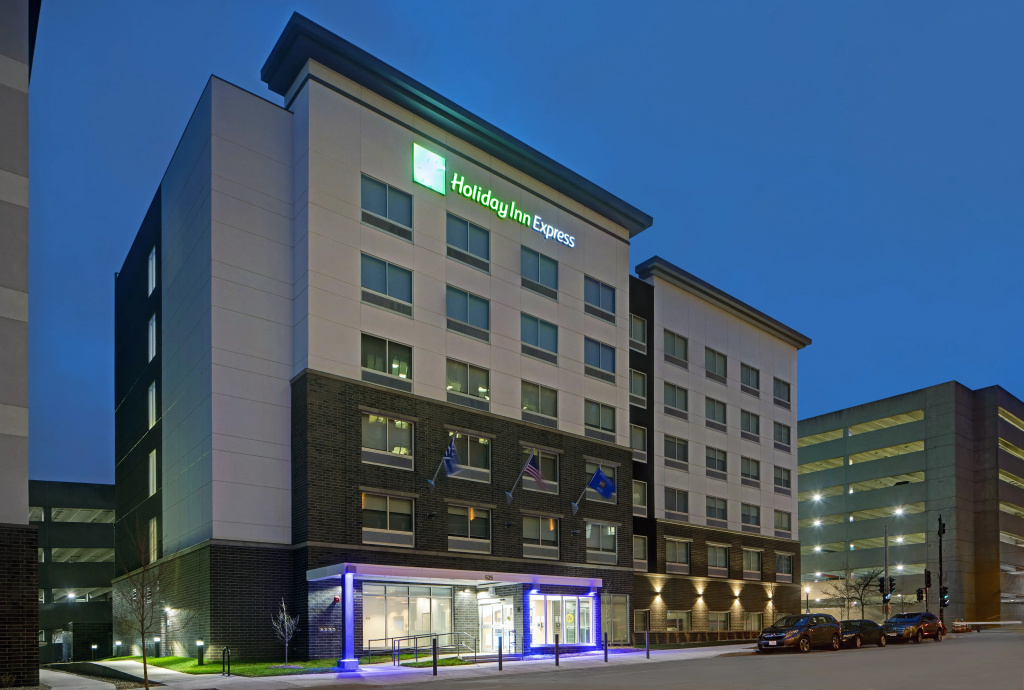 photo 1 of Holiday Inn Express Milwaukee Downtown by IHG