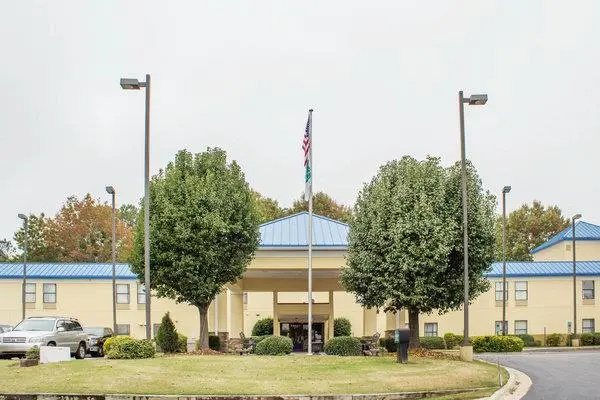 photo 1 of Holiday Inn Express-Raleigh
