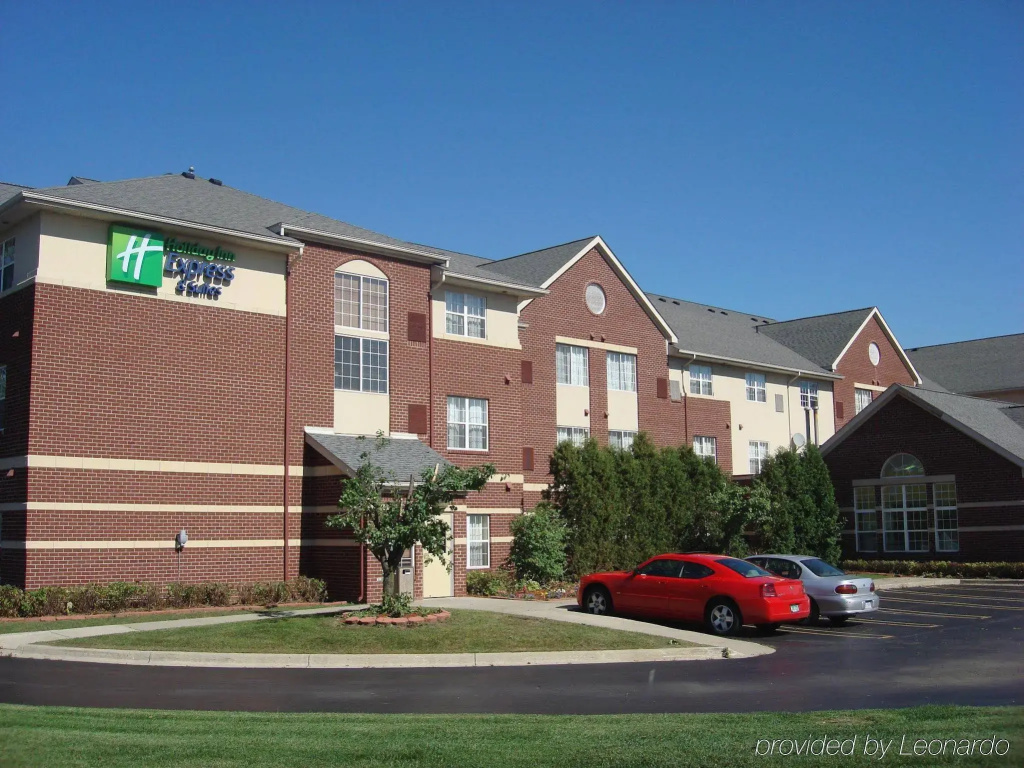 photo 1 of Holiday Inn Express Hotel & Suites Southfield - Detroit