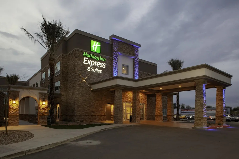 photo 1 of Holiday Inn Express & Suites Phoenix East Gilbert an IHG Hotel