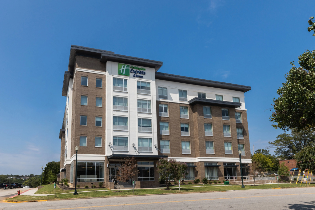 photo 1 of Holiday Inn Express & Suites Columbia Downtown - The Vista by IHG