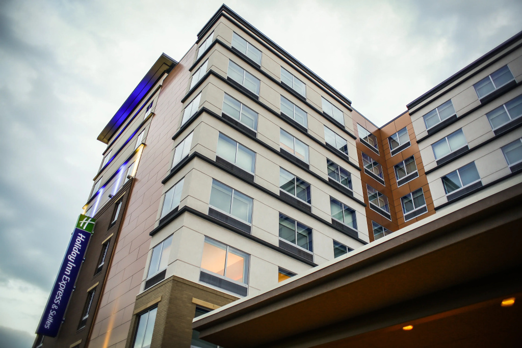 photo 1 of Holiday Inn Express & Suites Louisville Downtown by IHG