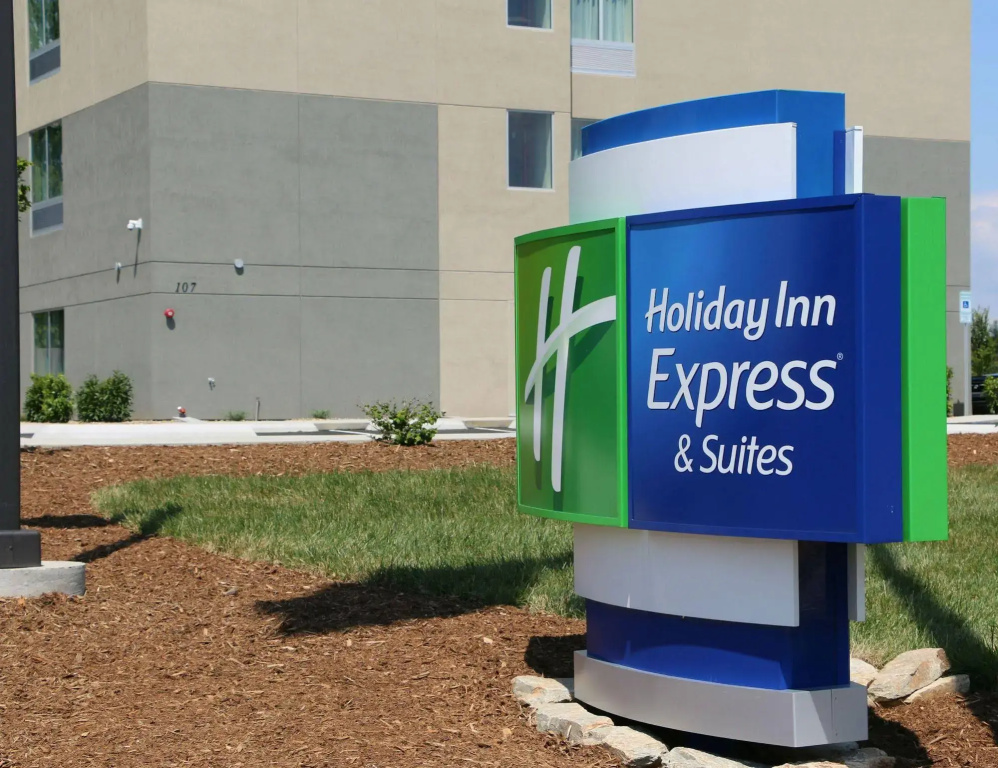 photo 1 of Holiday Inn Express & Suites Hendersonville SE - Flat Rock by IHG