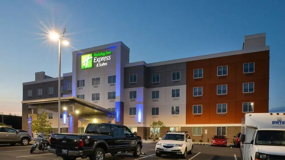 photo 1 of Holiday Inn Express & Suites Lexington East - Winchester Rd
