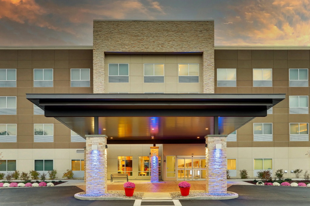 photo 1 of Holiday Inn Express & Suites Middletown - Goshen by IHG
