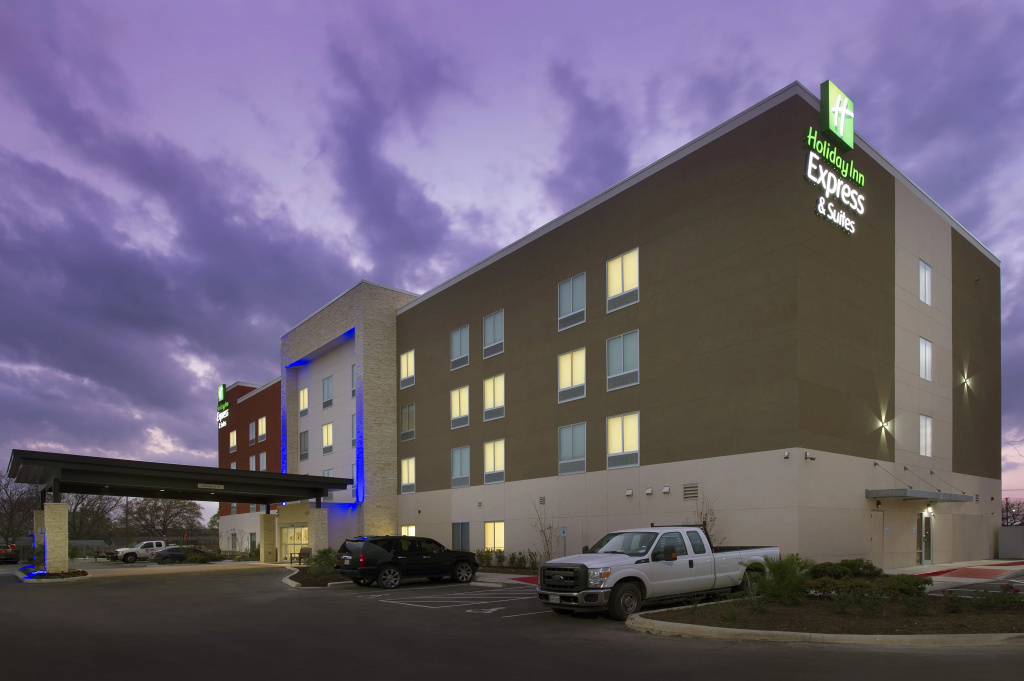 photo 1 of Holiday Inn Express & Suites New Braunfels by IHG