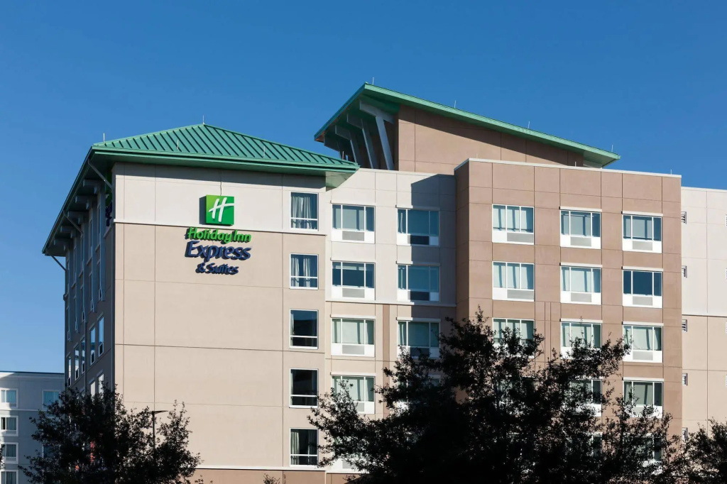 photo 1 of Holiday Inn Express & Suites Orlando at SeaWorld by IHG