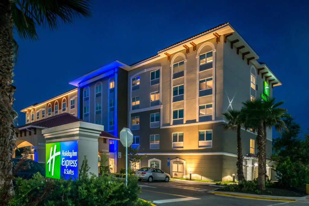 photo 1 of Holiday Inn Express & Suites St. Petersburg - Madeira Beach by IHG
