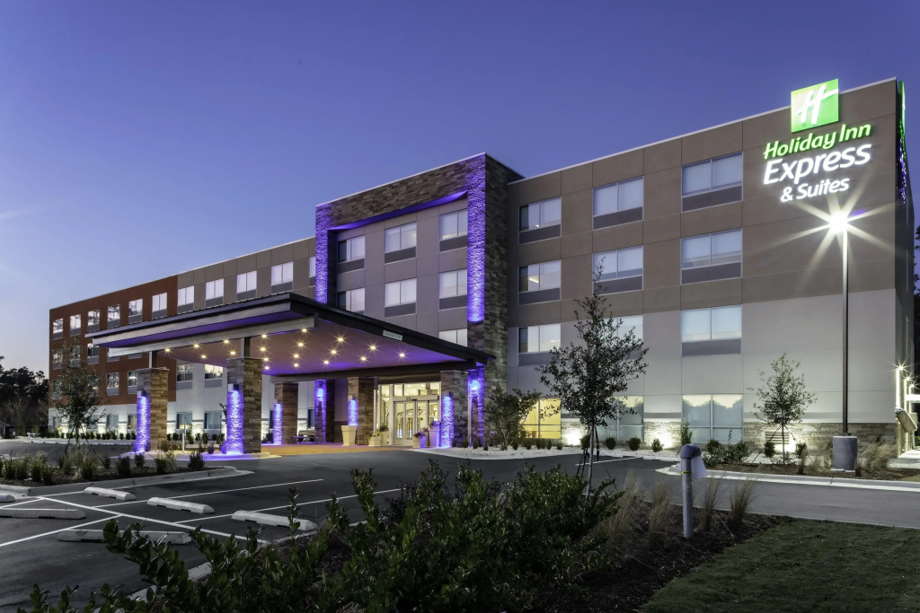photo 1 of Holiday Inn Express & Suites Wilmington West - Medical Park by IHG