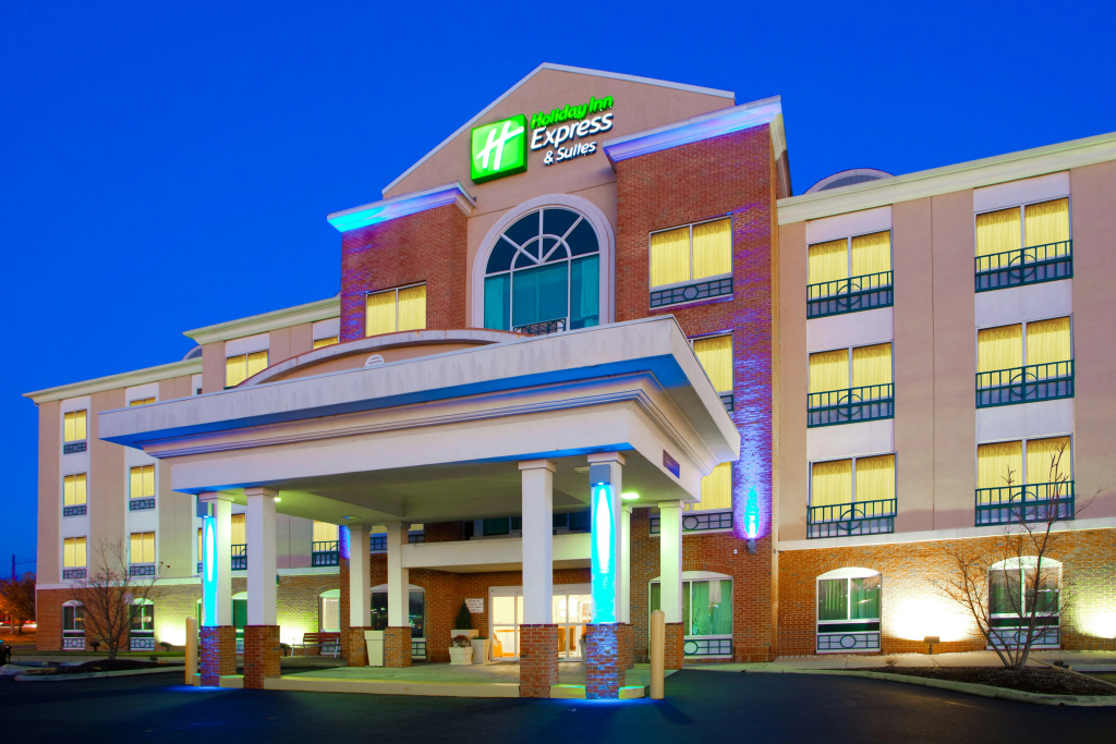 photo 1 of Holiday Inn Express Hotel & Suites Woodbridge by IHG