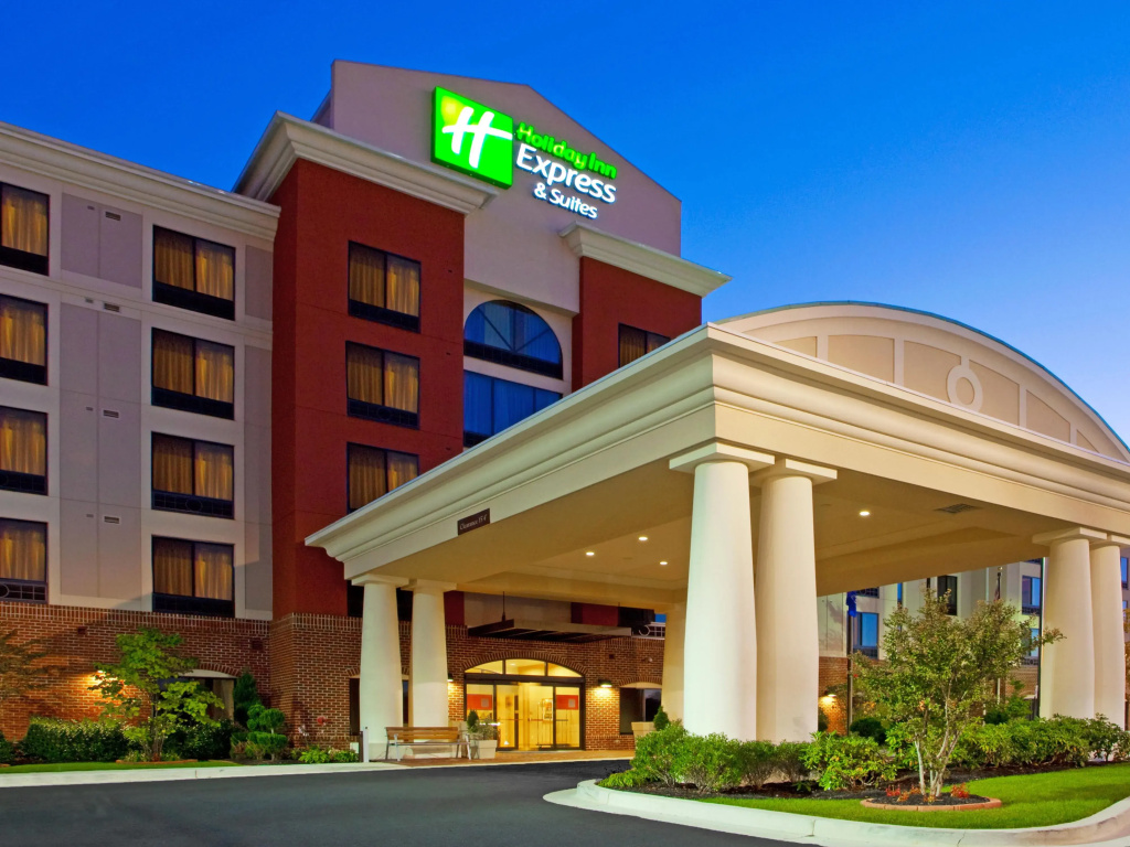 photo 1 of City Express by Marriott Washington, DC Northeast