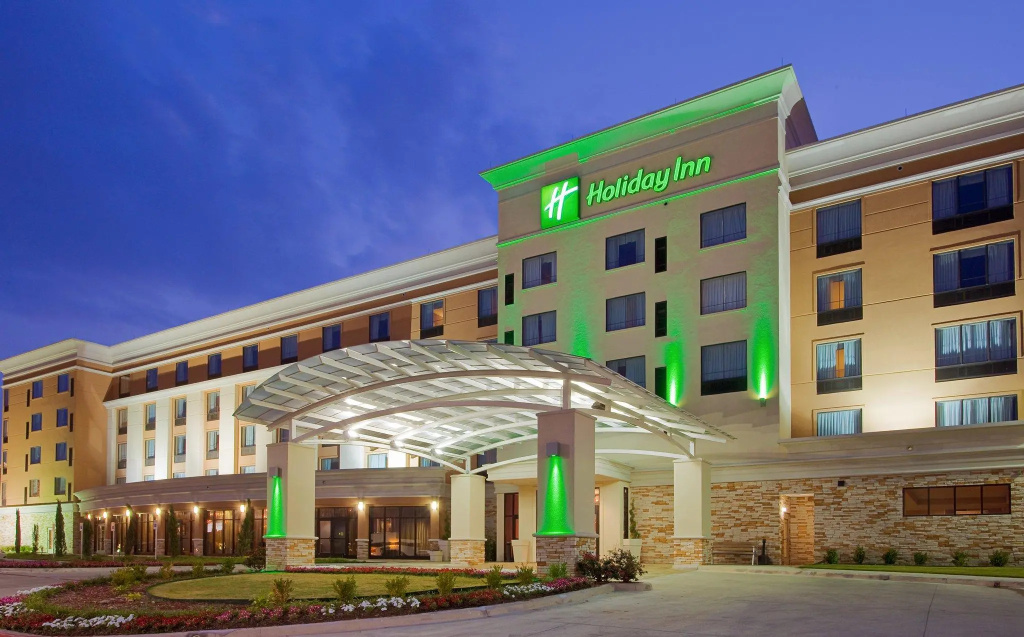 photo 1 of DoubleTree by Hilton Fort Worth Fossil Creek