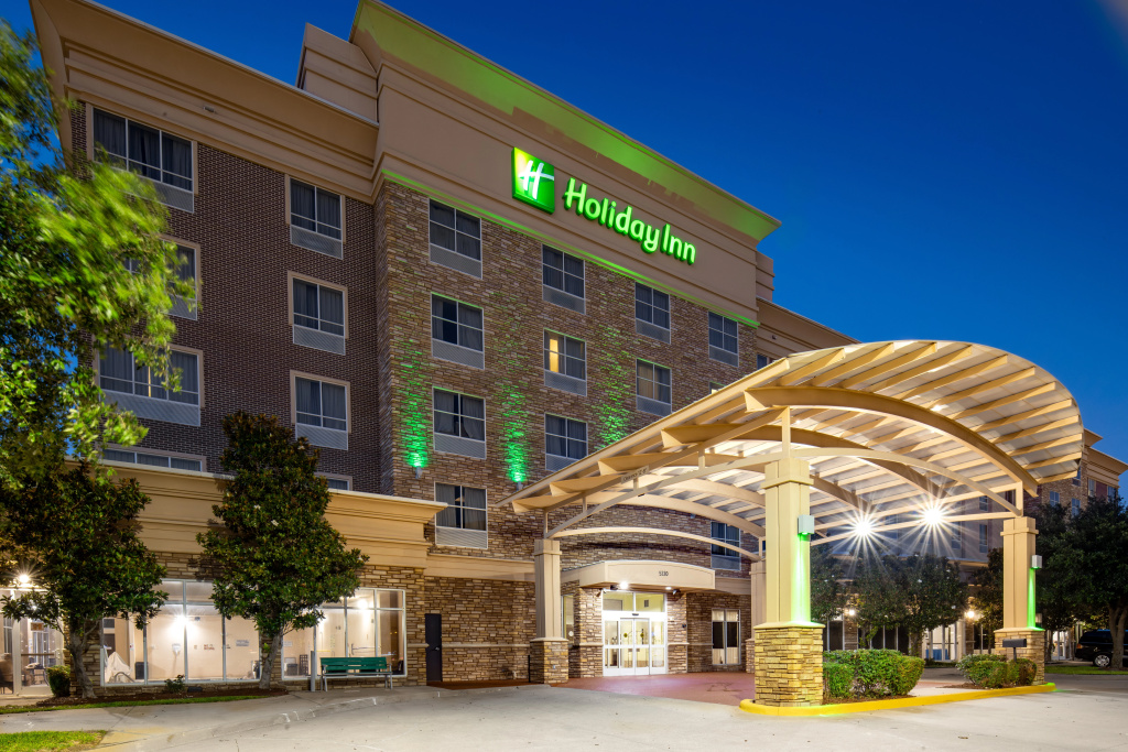 photo 1 of Holiday Inn Garland by IHG