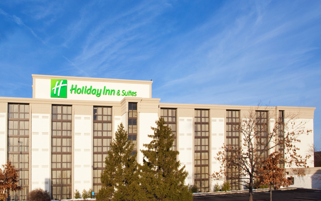 photo 1 of Holiday Inn Hotel & Suites Cincinnati - Eastgate by IHG