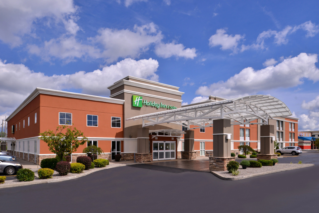 photo 1 of Holiday Inn Hotel & Suites Rochester - Marketplace by IHG