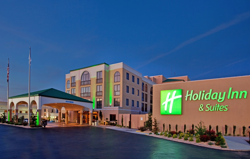 photo 1 of Holiday Inn Hotel & Suites Springfield - I-44 by IHG