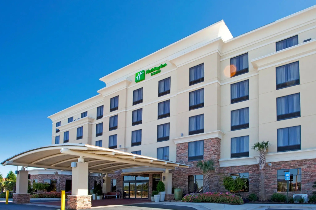 photo 1 of Holiday Inn Hotel & Suites Stockbridge / Atlanta I-75 by IHG