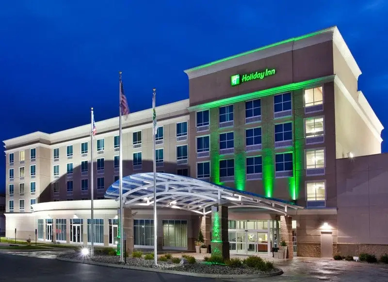 photo 1 of Holiday Inn Hotel And Suites Covington