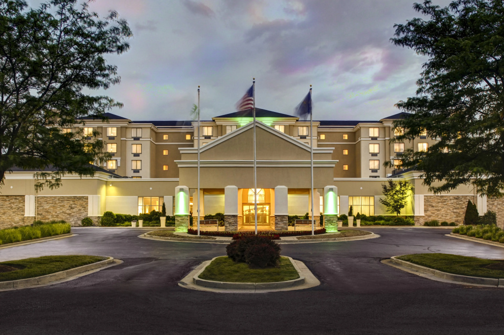 photo 1 of Holiday Inn Indianapolis Carmel by IHG