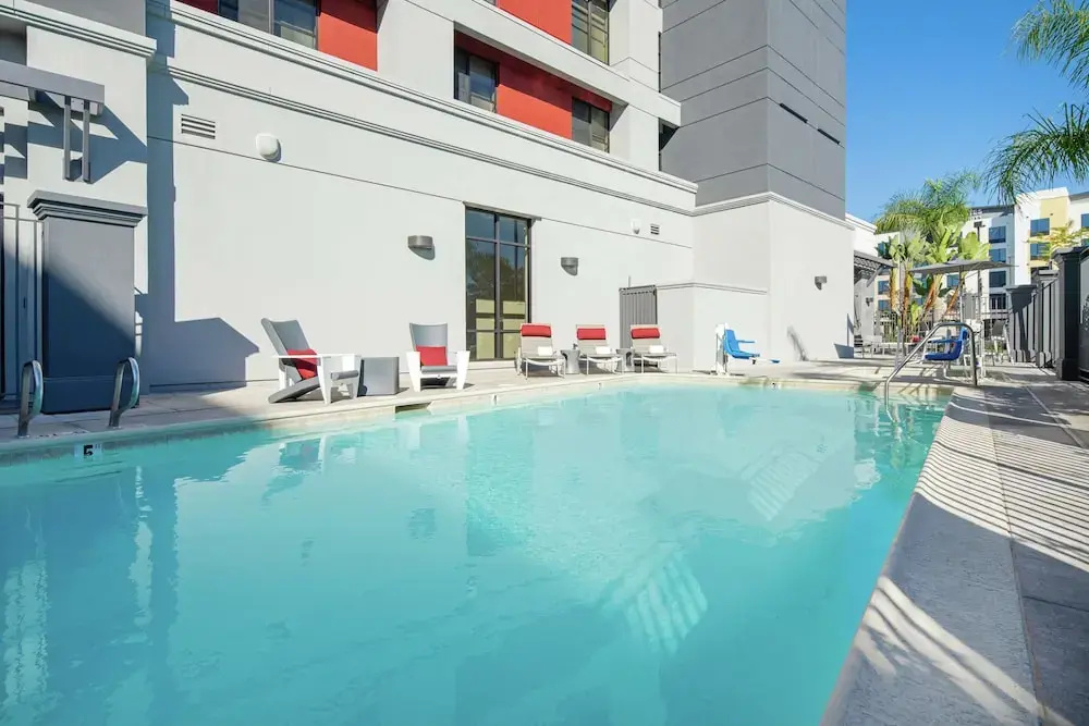 photo 1 of Holiday Inn Irvine South/Irvine Spectrum