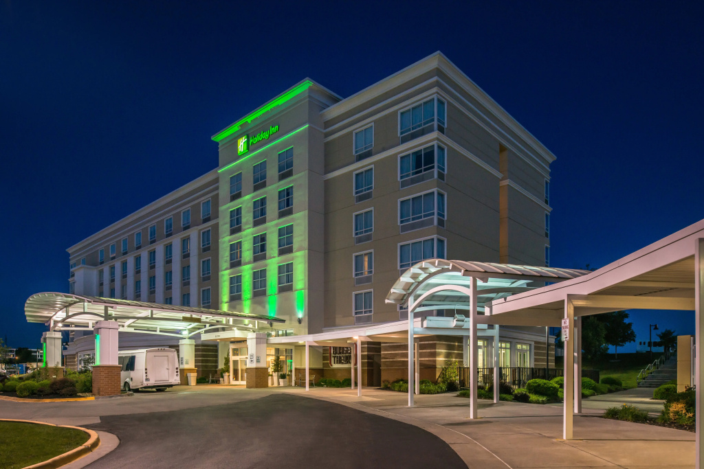 photo 1 of Holiday Inn Kansas City Airport by IHG