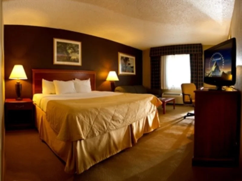 photo 1 of Holiday Inn Lexington North
