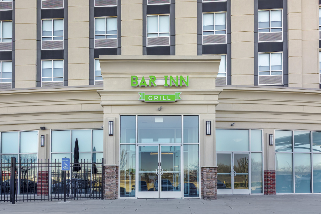 photo 1 of Holiday Inn Louisville Airport South by IHG