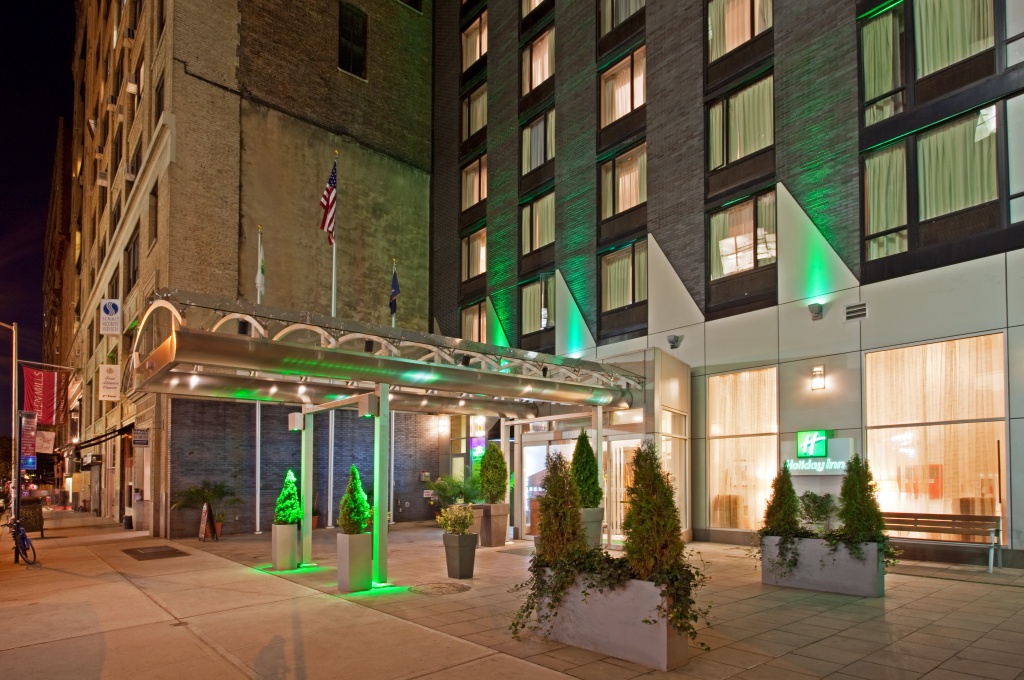 photo 1 of Holiday Inn Manhattan 6th Ave - Chelsea by IHG